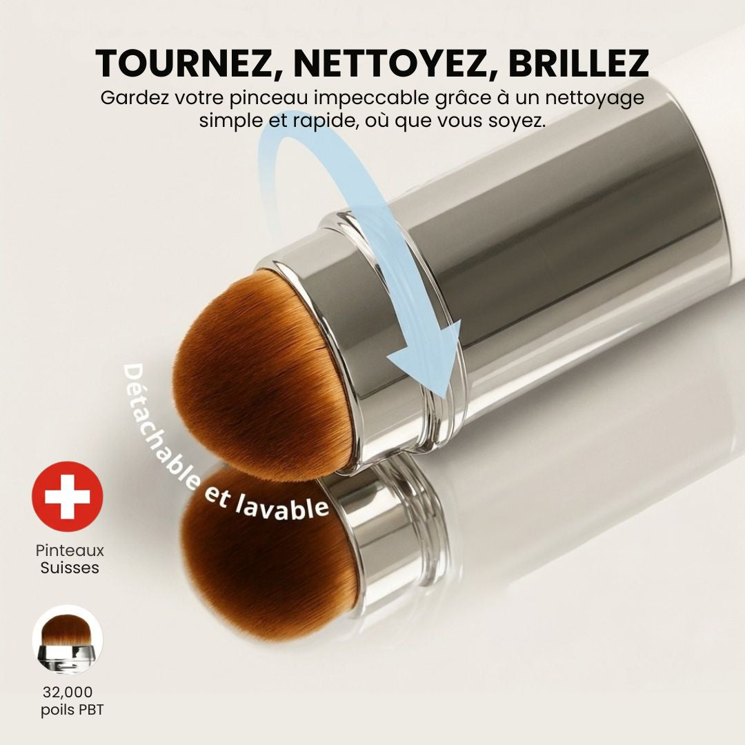 Fond de teint avec pinceau intégré
